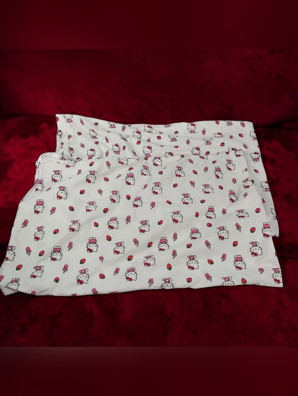 Hello Kitty Strawberry Milkshake Pillow Cases Set Of 2 Standard Size Bed Linens